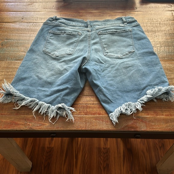 Kancan shorts - Picture 2 of 3